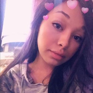 Meet your Posher, Shanel